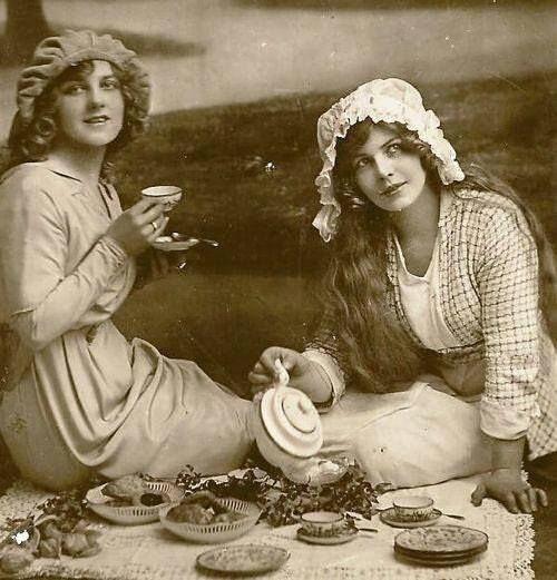 Edwardian Tea Picnic