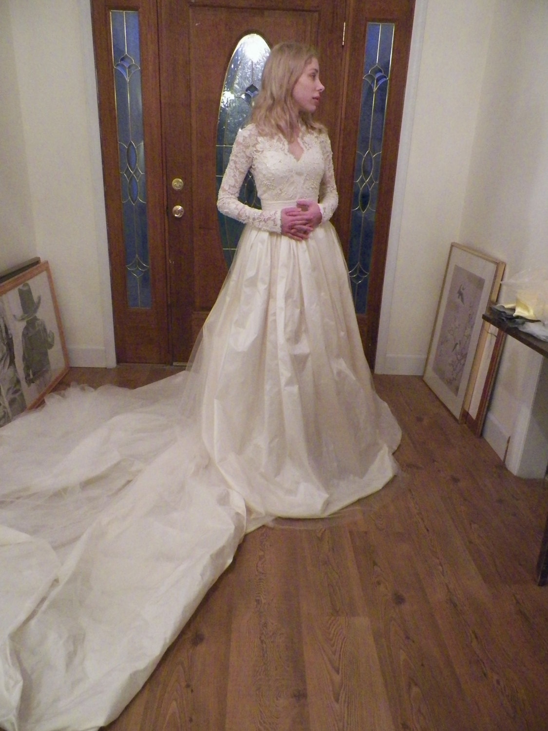 Jays wedding gown with no crinoline support