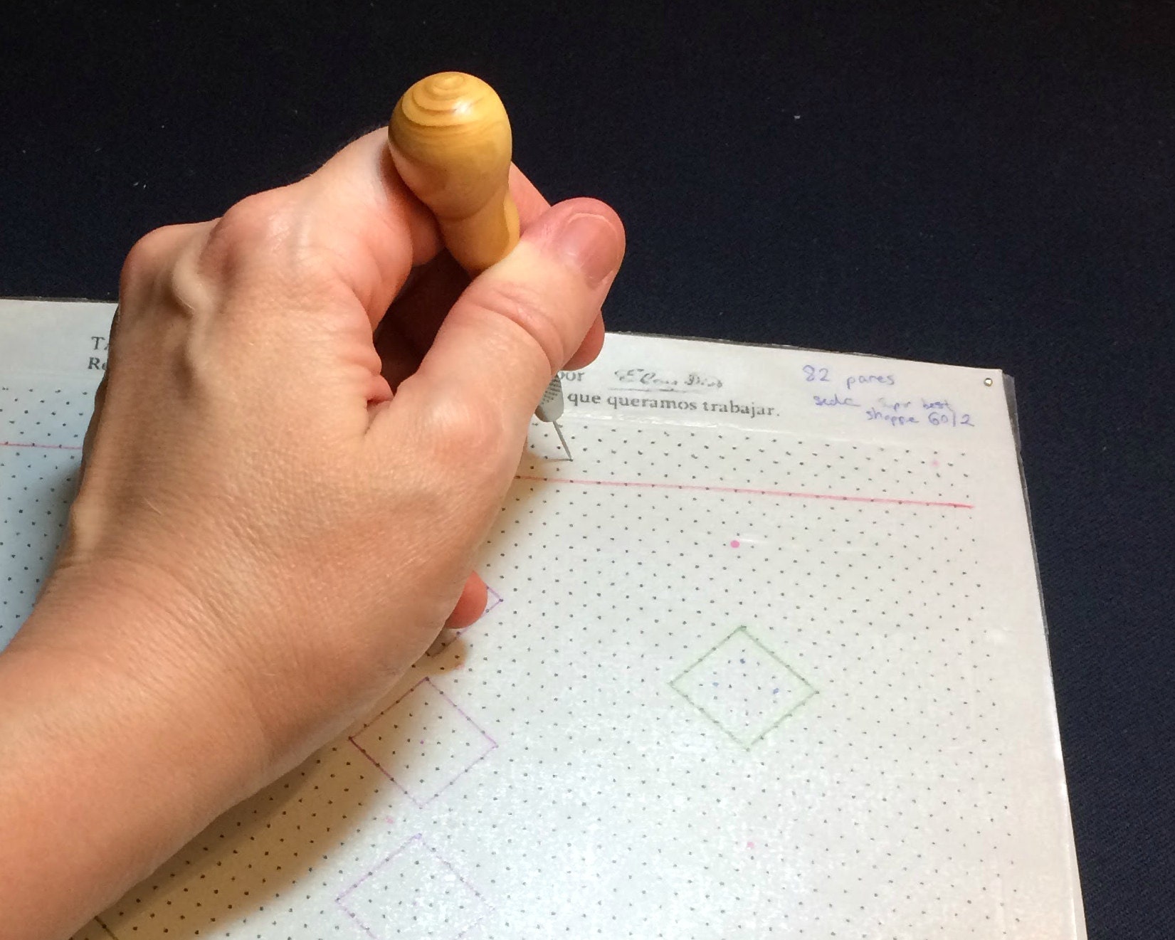 Pricking a bobbin lace pattern