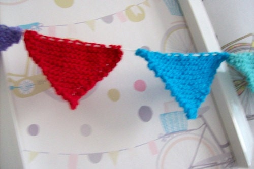 Stringing the bunting flags by Pretty Sew Sew