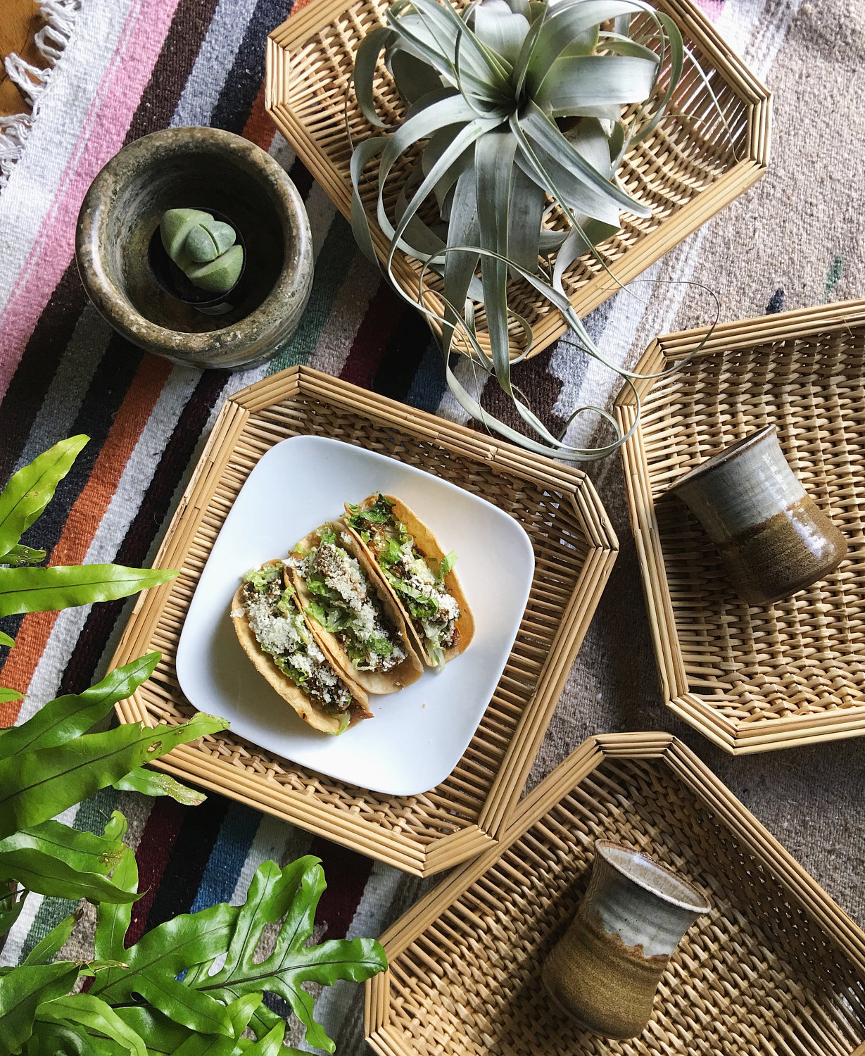 Square wicker place mats