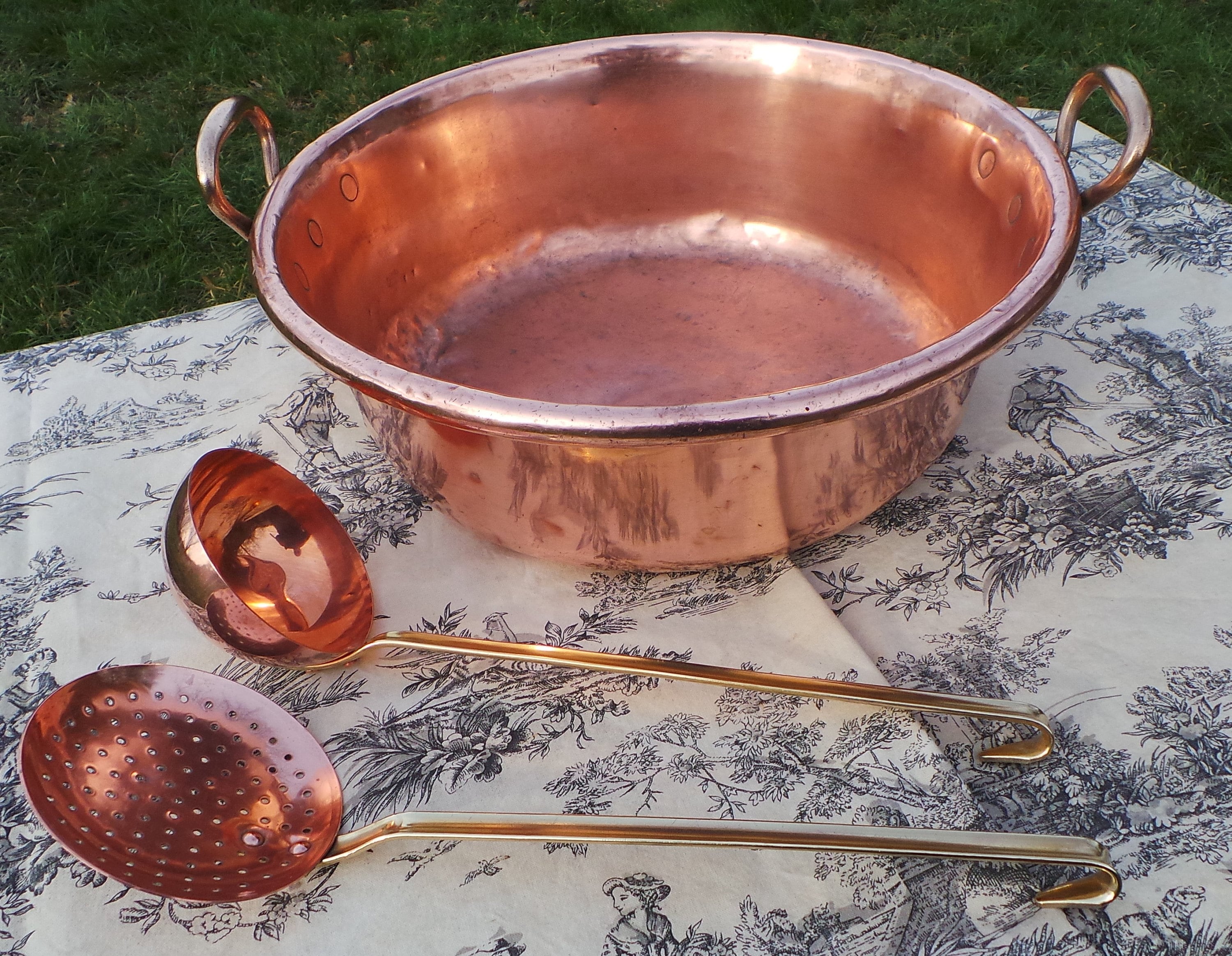 How to tell a silver lining from tin – Vintage French Copper