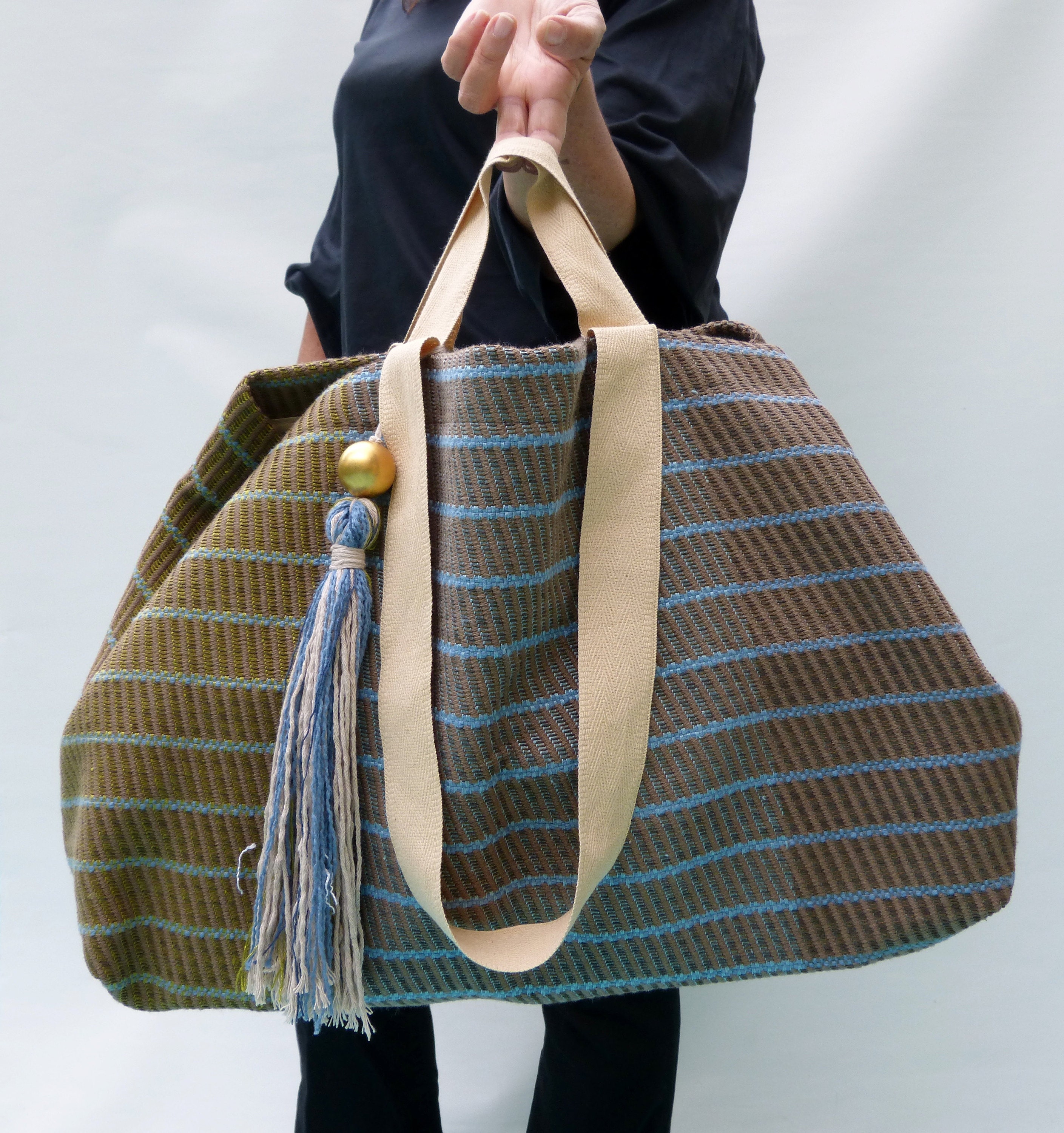 https://www.vquadroitaly.com/listing/209709825/every-day-carry-beach-bag-oversized