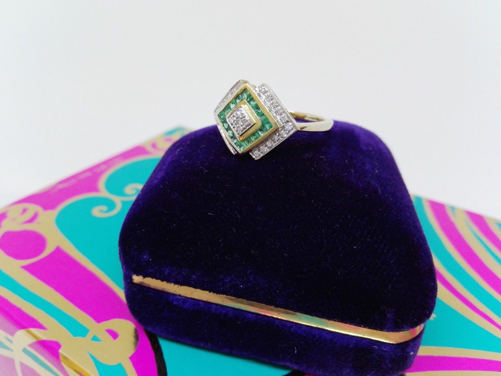 Fabulous Art Deco emerald and diamond ring