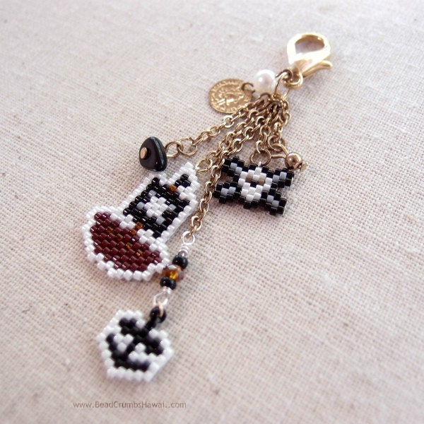 Make your own beaded charms with patterns by Bead Crumbs!
