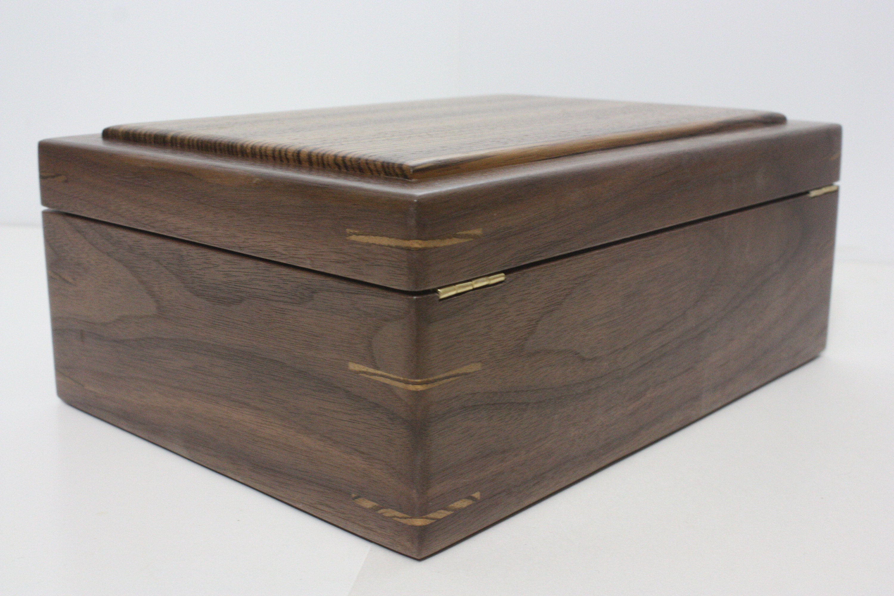 Wood Box with Lid and Quadrant Hinges