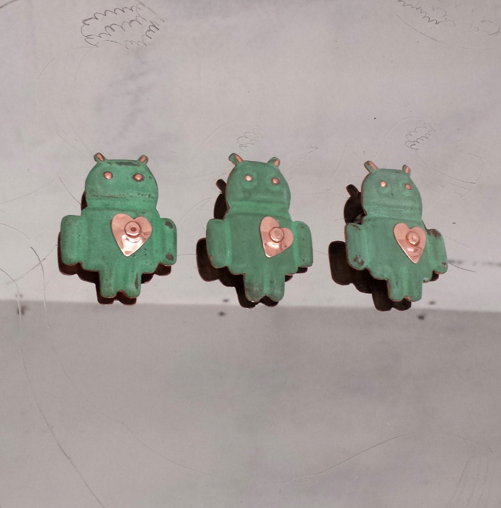 Valentines Gift for Geeks - Android brooch in Copper