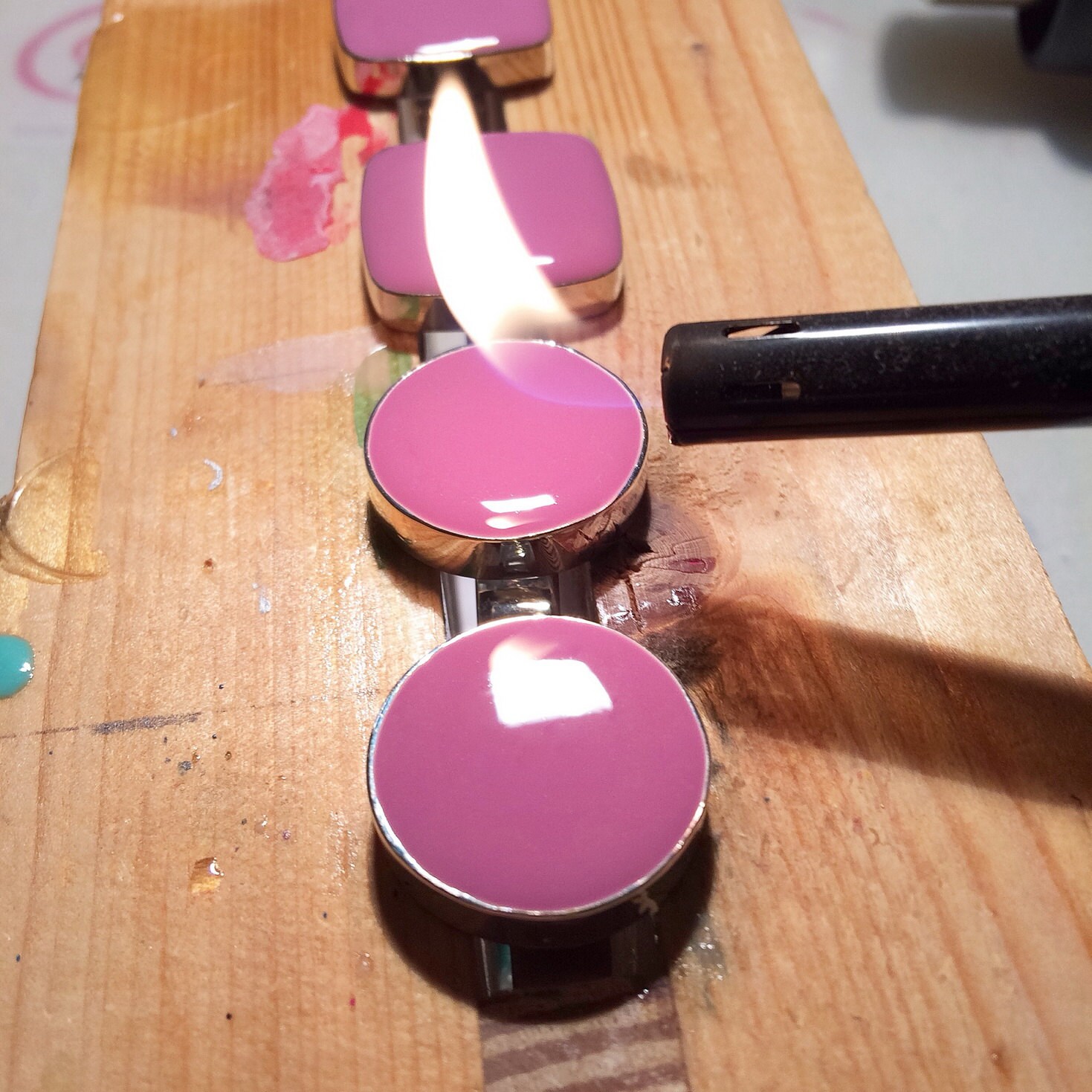 Heat makes resin smooth and shiny