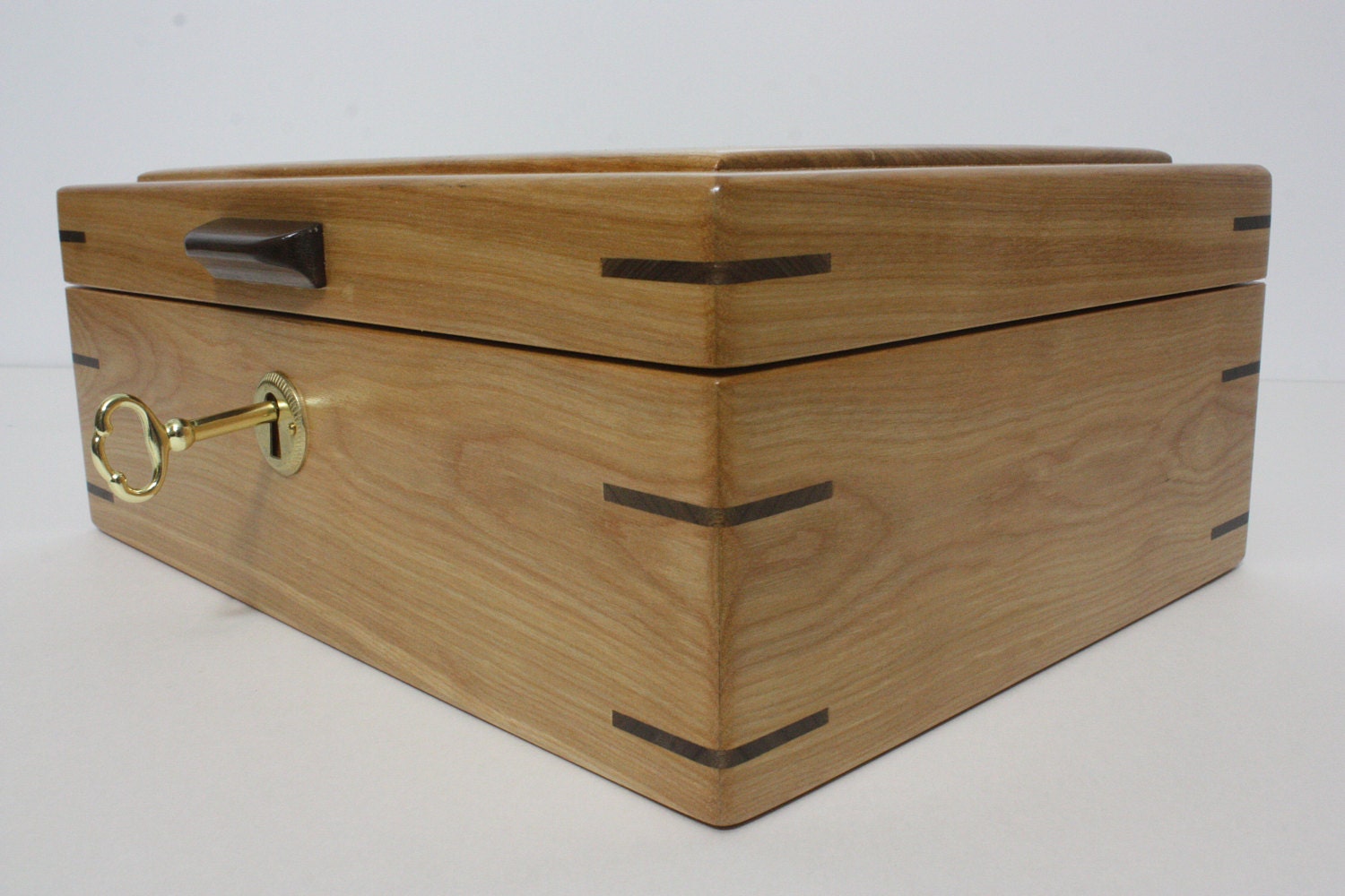 Handmade Locking Black Walnut Box with Corner Splines