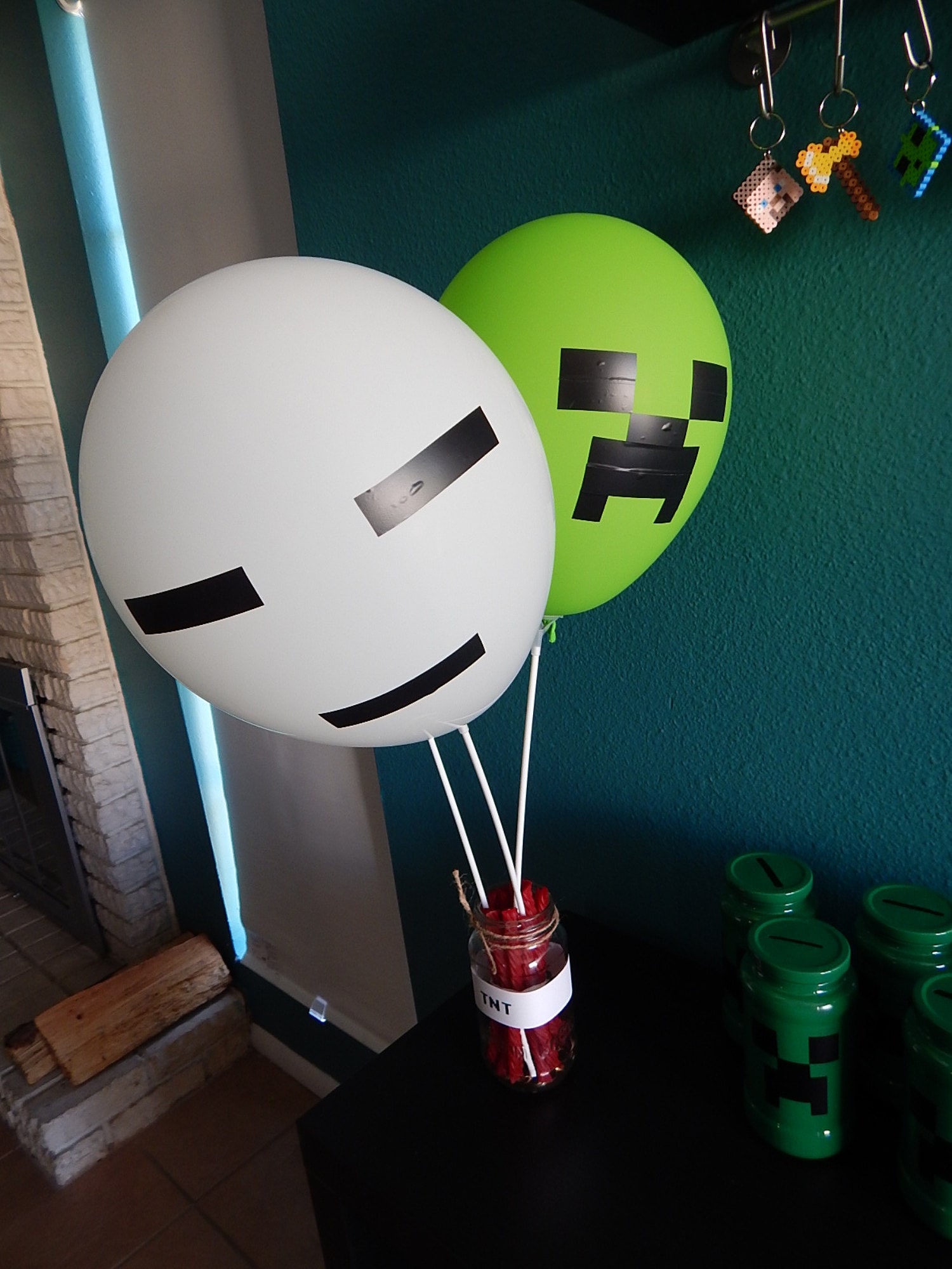 minecraft balloon centerpiece