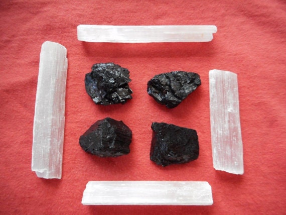 Crystal Grid for Protection