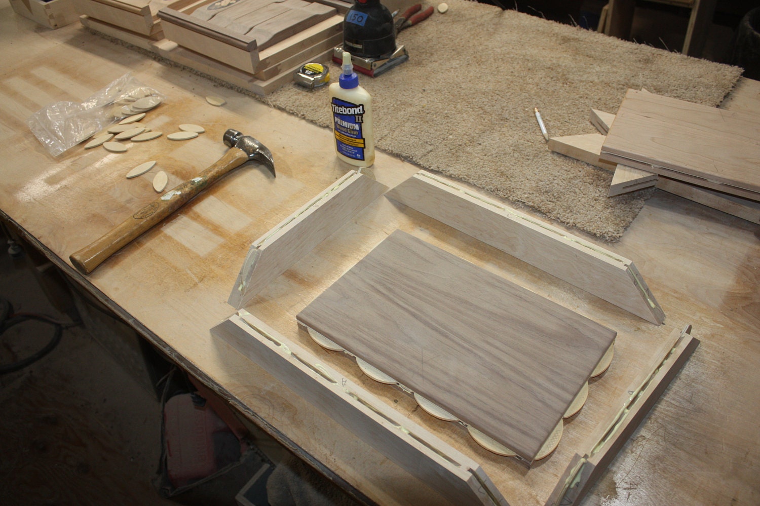 Biscuit Joint on Jewelry Box Lid