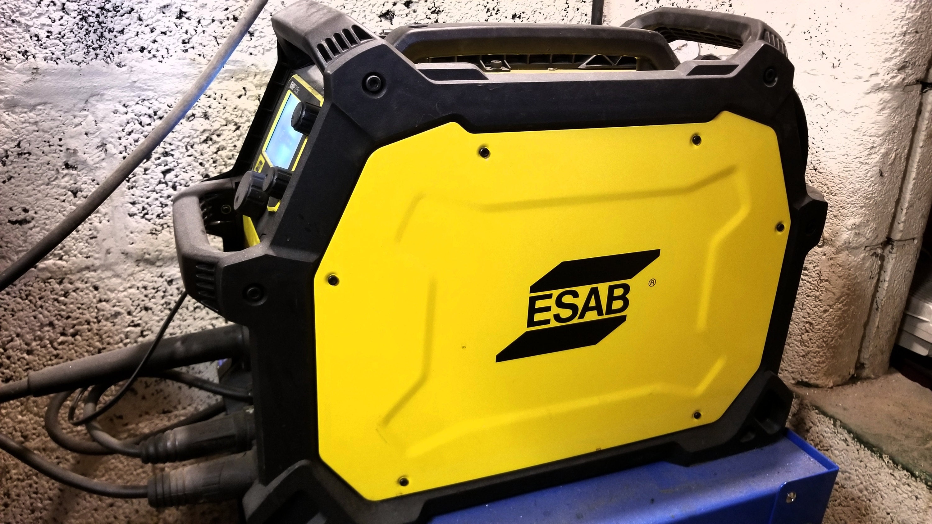 ESAB EMP 215ic Welder.