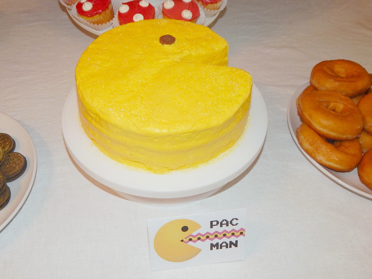 Pac-man cake