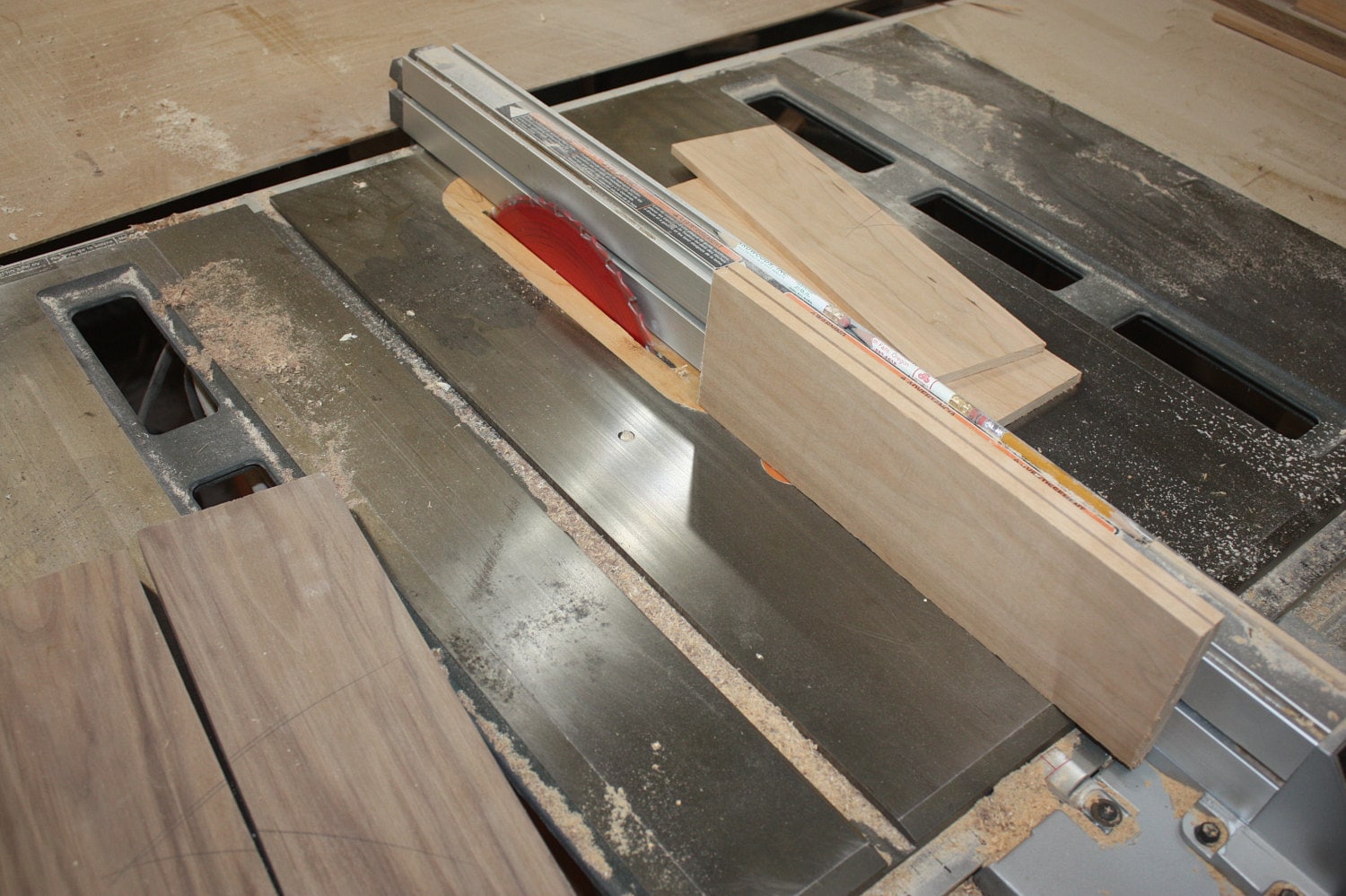 Making a laminated Lid for Jewelry boxes