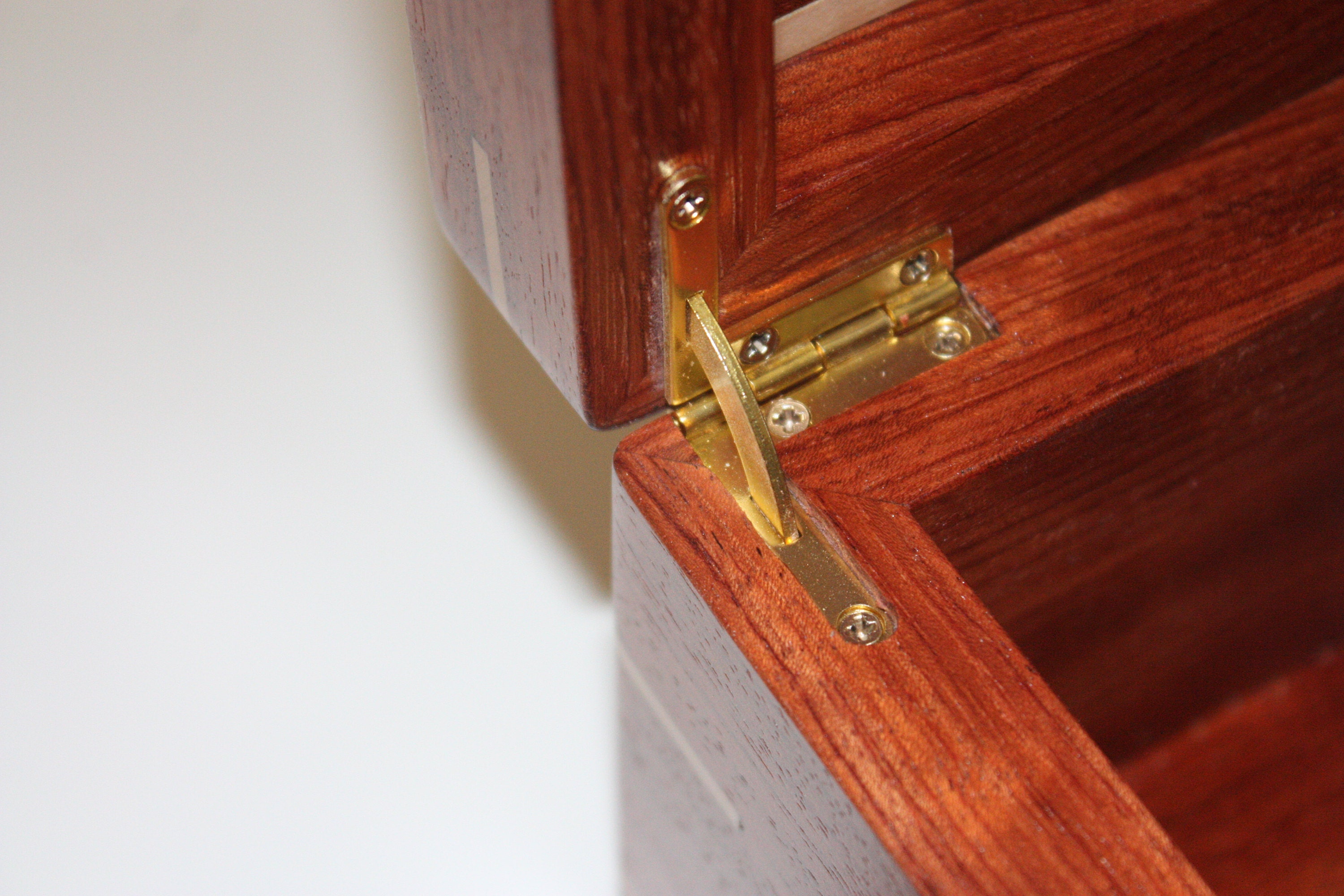 Quadrant hing on Bubinga Wood Box