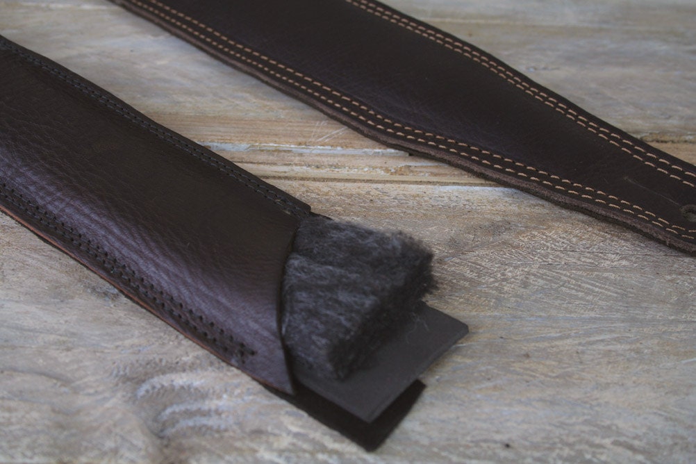 Showing the padding in a Pinegrove GS61 guitar strap