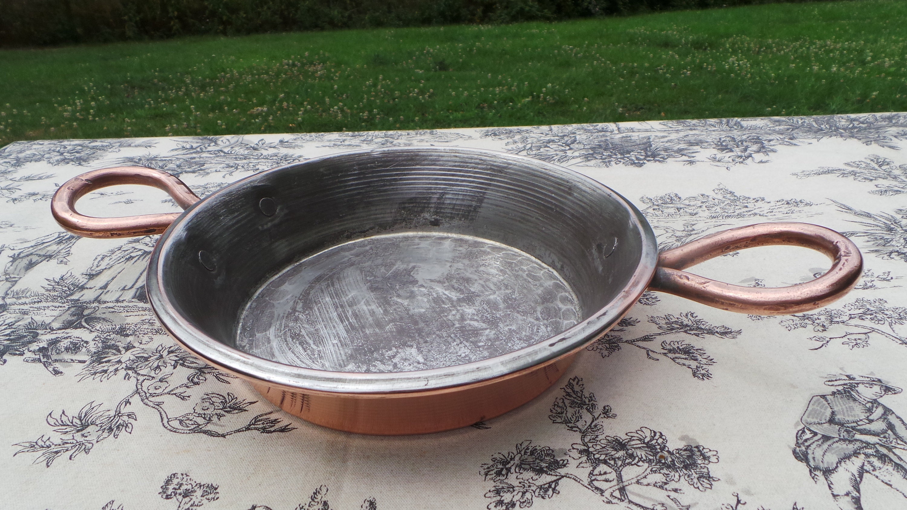 How to tell a silver lining from tin – Vintage French Copper