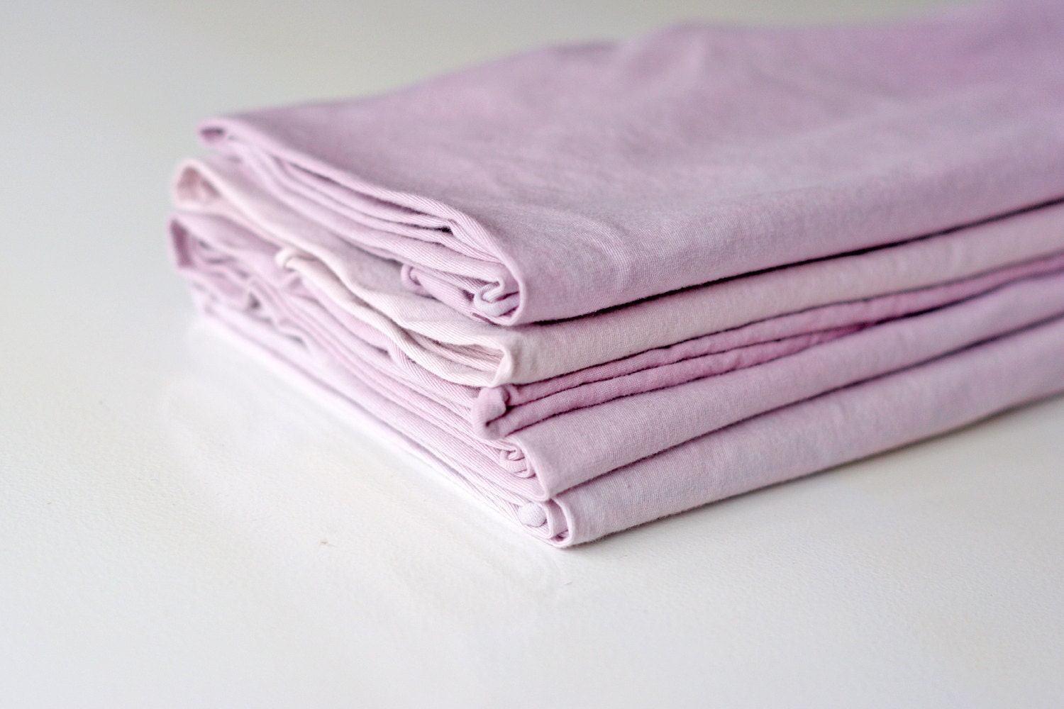 This beautiful and rich purple color is obtained by mixing Saxon blue and Lac liquid extracts into the dye bath. Both extracts come from Dharma Trading.