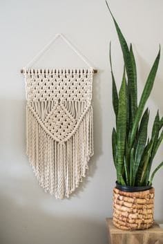 https://placeofmytaste.com/macrame-knots/