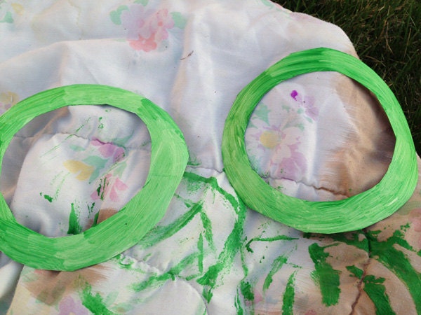 Easy Egg Carton Flower Wreath Kids Craft