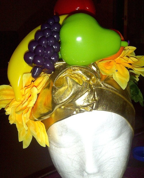 Carmen Miranda in the making
