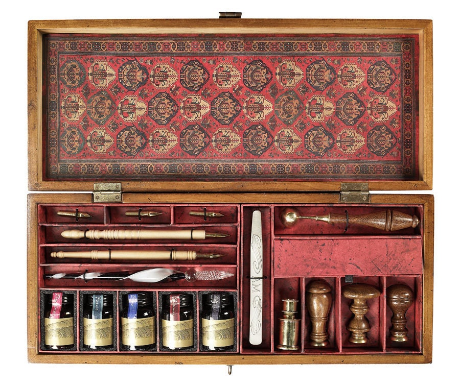 Trianon Letters Calligraphy Set