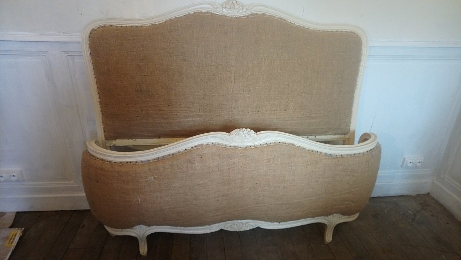 Another fabulous corbeille bed arrives at the shop this week