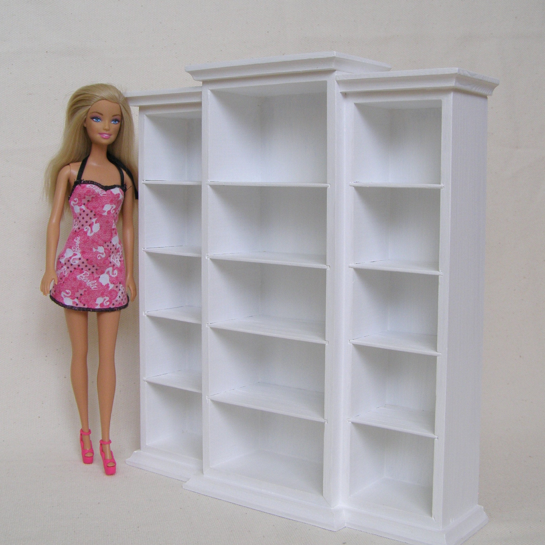 Shelves with window for 12 inch doll / Barbie doll.