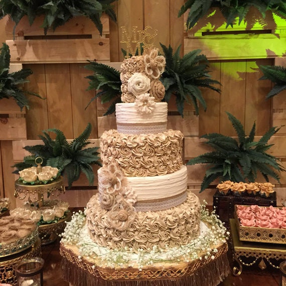 Rustic Wedding Cakes With Burlap 4